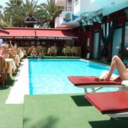 Hotel Palm 2*